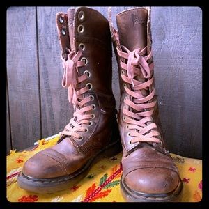Dr martens brown Triumph boot with floral lining